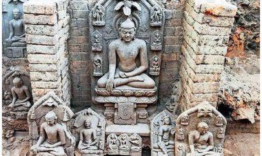 Khai quật hàng chục pho tượng Phật nghìn năm tuổi tại Ấn Độ