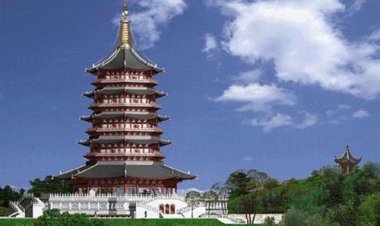 Sau khi sụp đổ, căn hầm bí mật dưới đáy tháp lộ ra 2 bảo vật trấn yểm