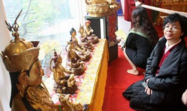 Sự phát triển của các tác phẩm điêu khắc Phật giáo