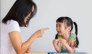 Vì sao kè kè kèm con học là sai lầm cực lớn của nhiều bậc cha mẹ?