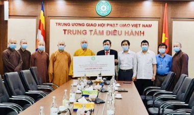 Giáo hội Phật giáo Việt Nam ủng hộ hơn 300 tỉ đồng chống dịch