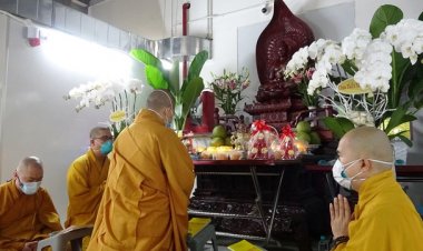 Đàn tràng Dược sư tại Bệnh viện dã chiến thu dung và điều trị Covid-19 số 16