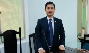 Tư túi tiền từ thiện có thể nhận án tù