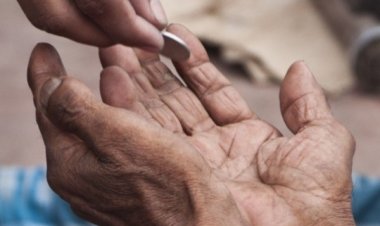 Làm việc thiện, bố thí đúng lúc được phước nhiều hơn