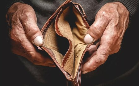 Vì sao tu lâu vẫn nghèo khổ, buồn phiền?