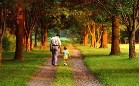 Lời nhắn nhủ của cha nghèo vắt kiệt sức để nuôi con ăn học: ‘Chỉ có kiến thức mới thay đổi được số phận, mới cho con quyền lựa chọn cuộc sống của chính mình!’