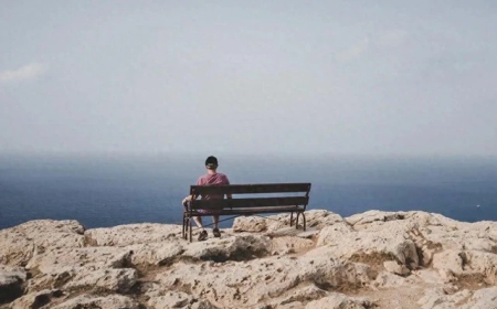 6 Chiếc Bẫy Khiến Cuộc Đời Mạt Vận: Nhận Biết và Tránh Ngay!