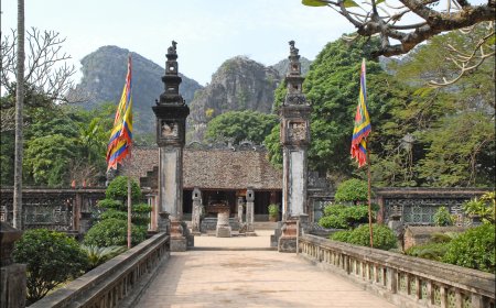 Kiến Trúc và Di Tích Nổi Bật tại Hoa Lư