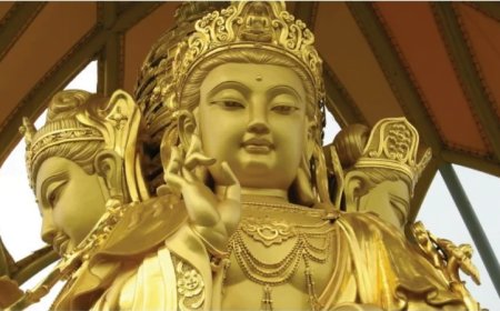 Thường Bất Khinh Bồ Tát: Tôn Trọng và Kiên Trì Trong Đạo Hạnh