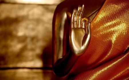 250 GIỚI TỲ-KHEO – NỀN TẢNG THANH TỊNH VÀ GIÁC NGỘ TRONG PHẬT GIÁO